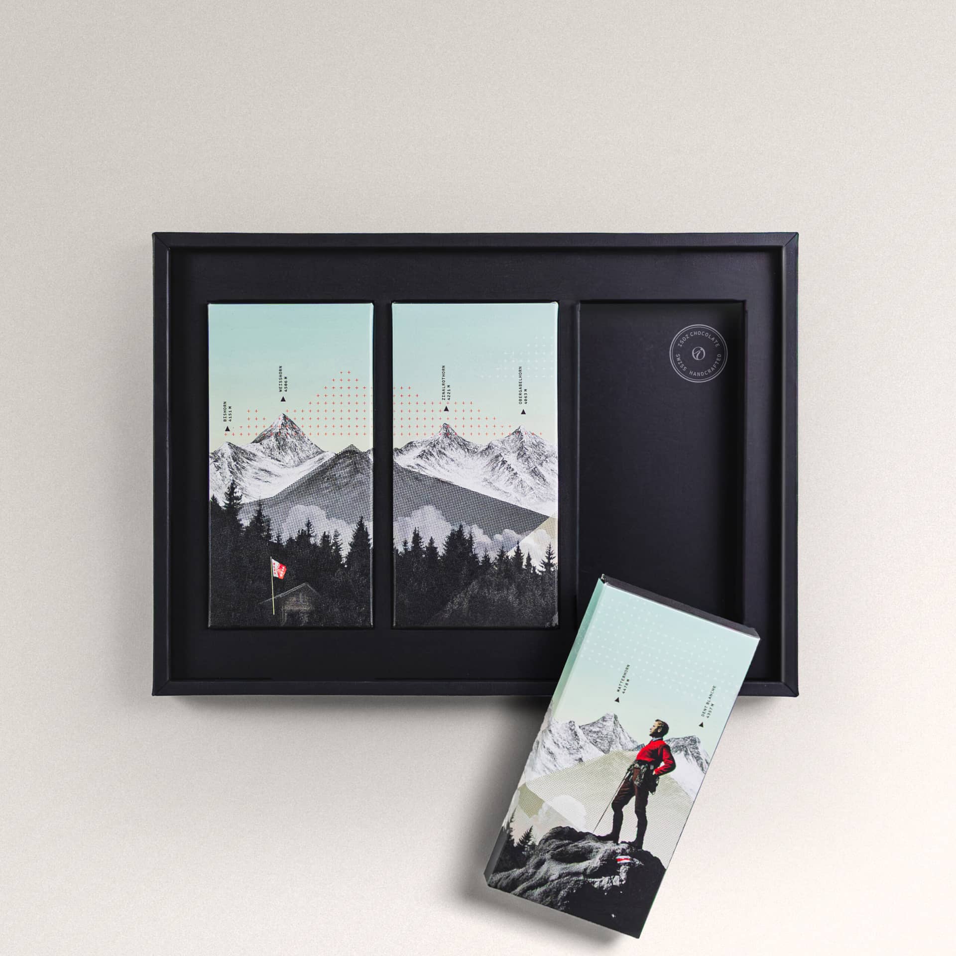 5-tablet_removed_Chocoframe_FanyFabryk_IsozChocolate_WallisHeritage